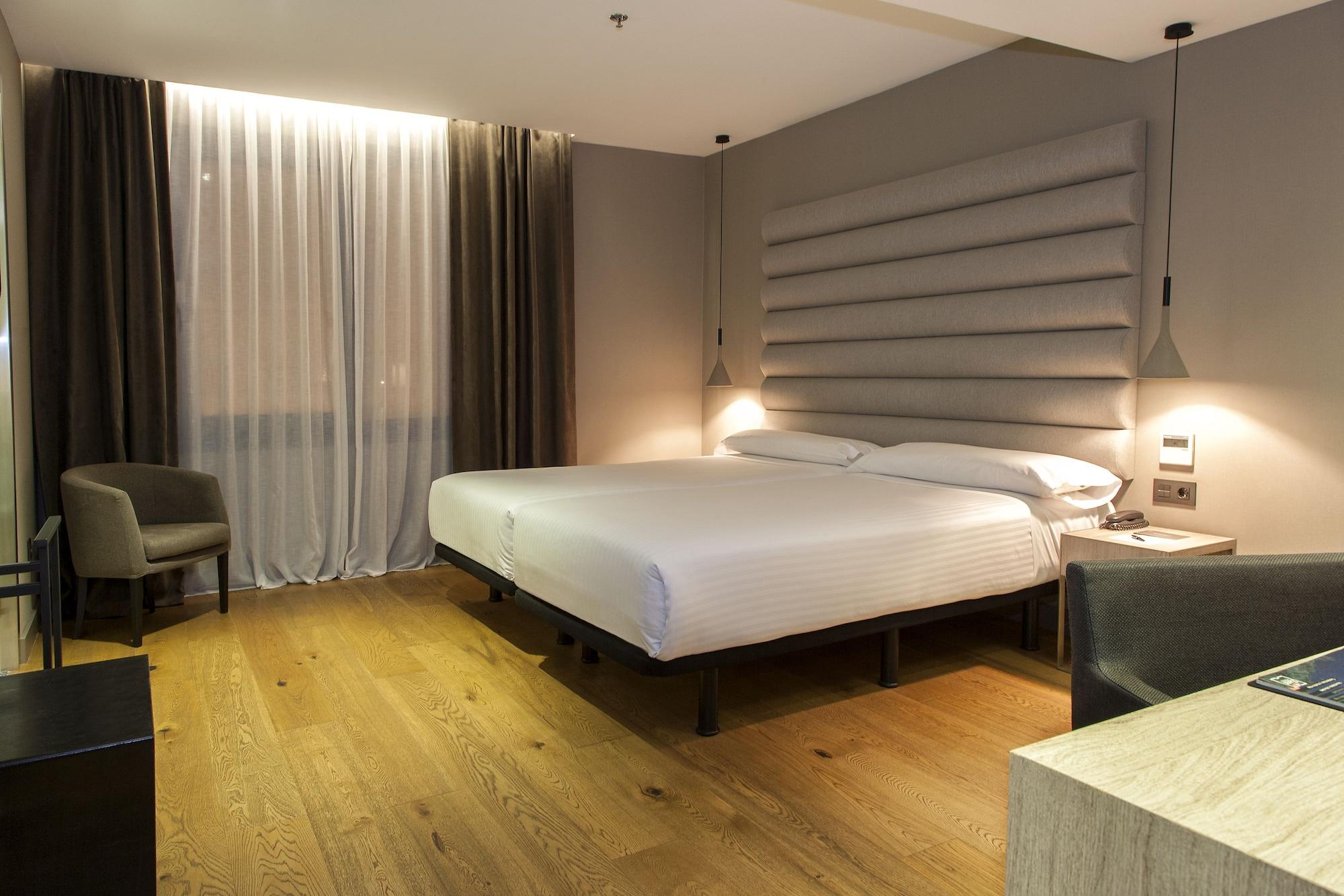 Zenit Vigo Hotel Bagian luar foto