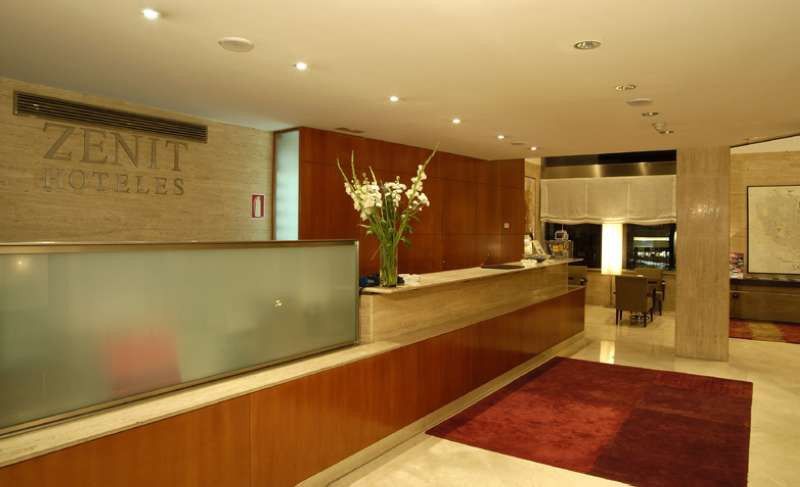 Zenit Vigo Hotel Bagian luar foto