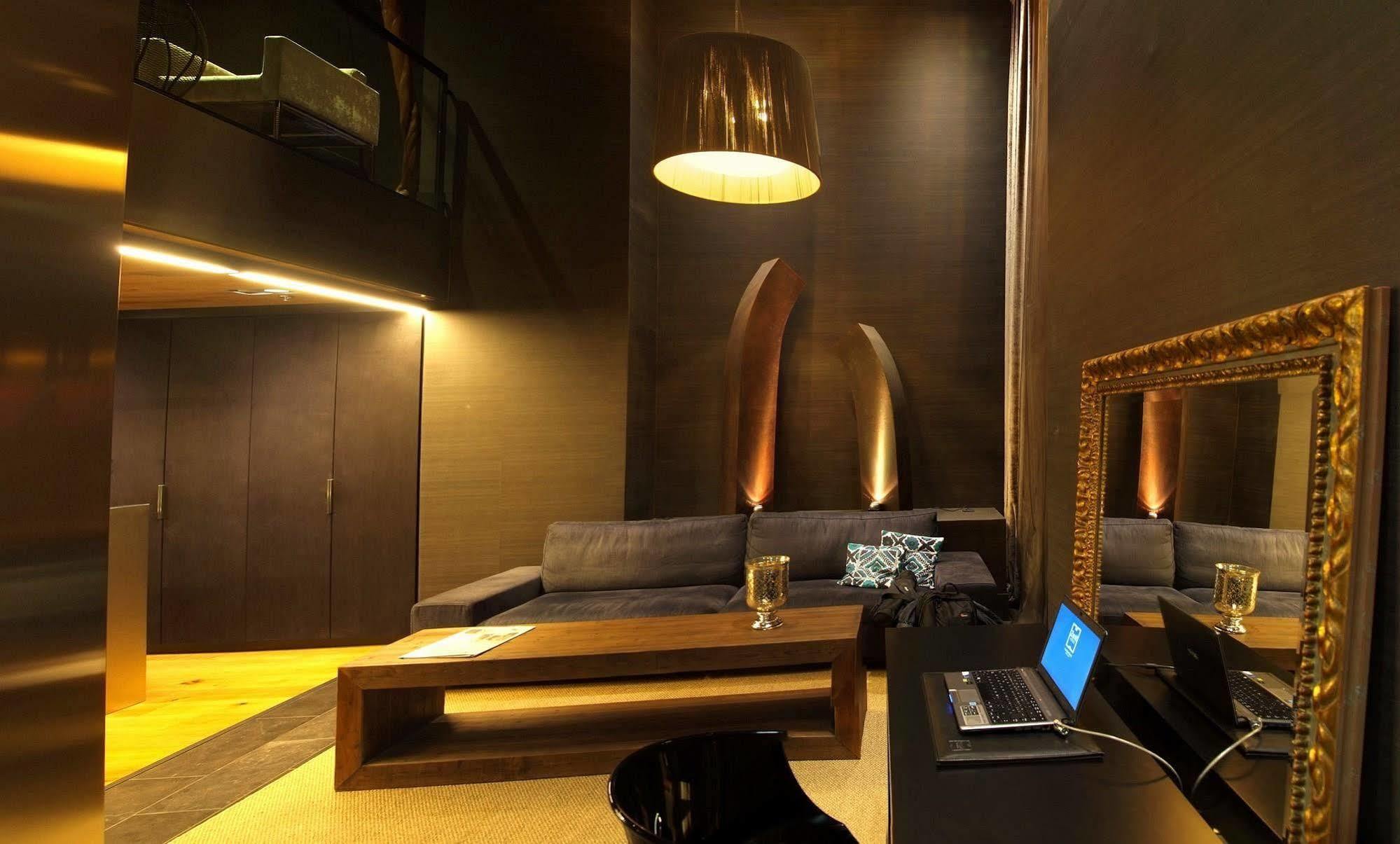 Zenit Vigo Hotel Bagian luar foto